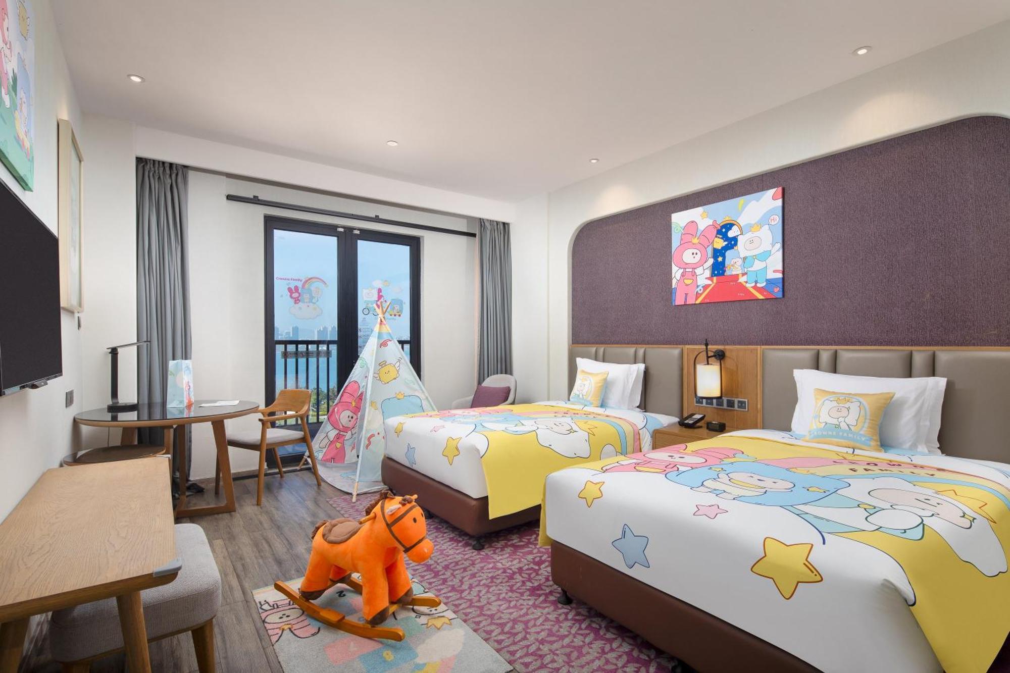 Hotel Crowne Plaza QingdaoOrientalMovieMetropolis Exterior foto